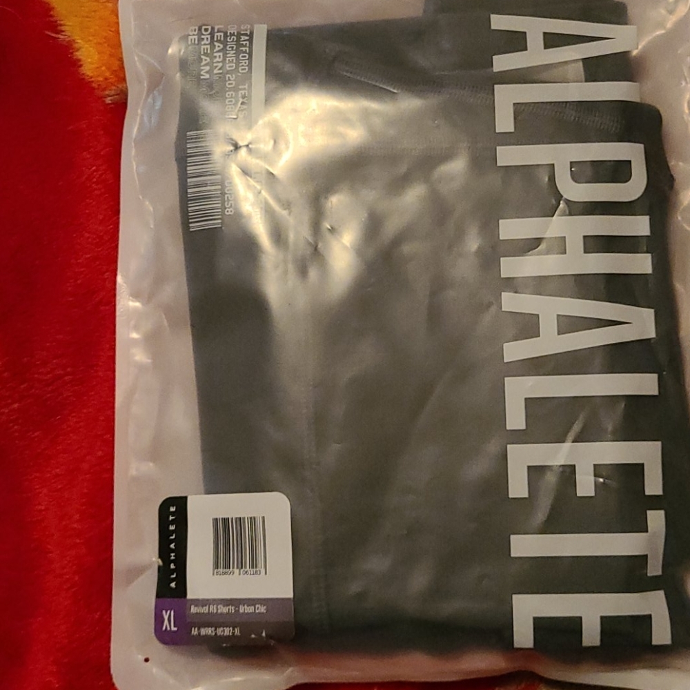 BNIB Alphalete R6 Revival shorts in Urban Chic XL
